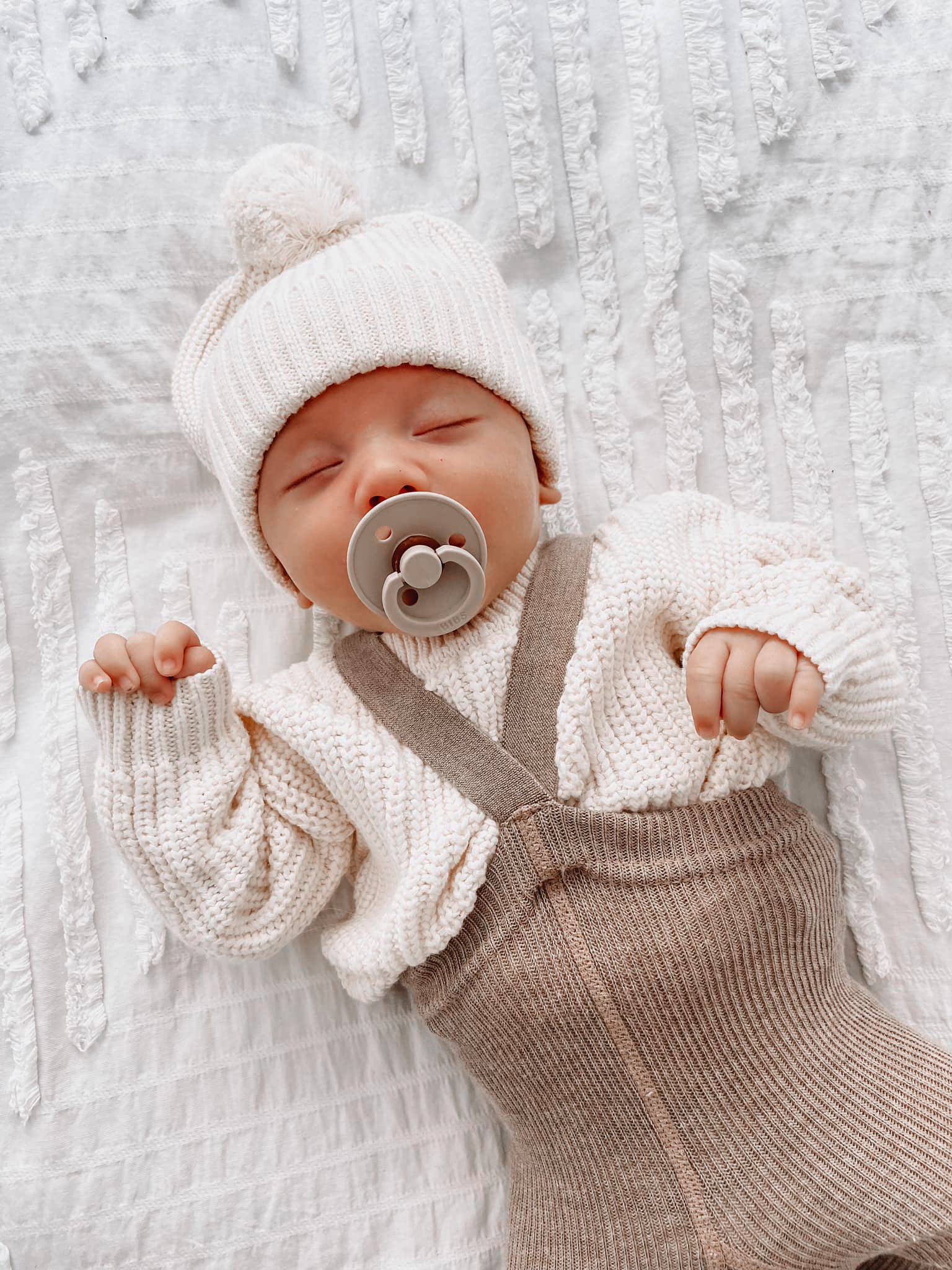 Baby top knitted outfits